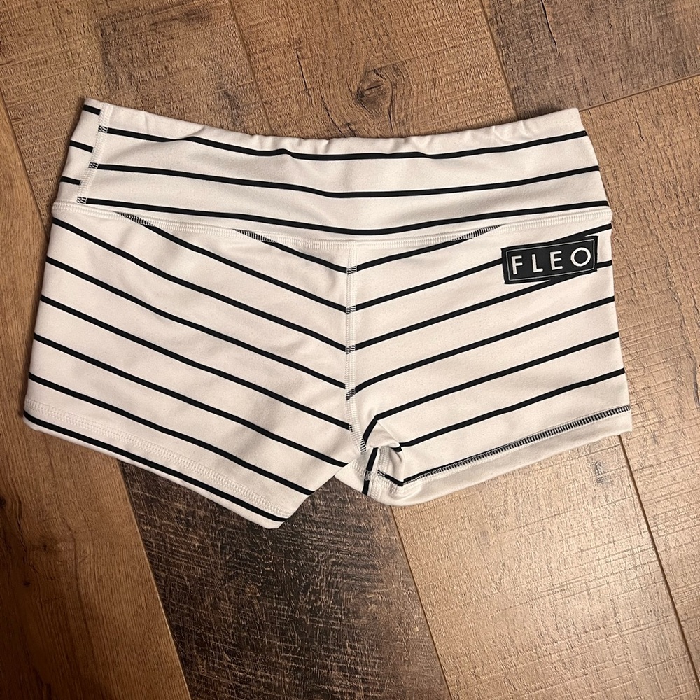 Fleo shorts